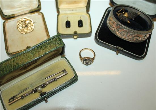 Mixed boxed earrings, ring & others